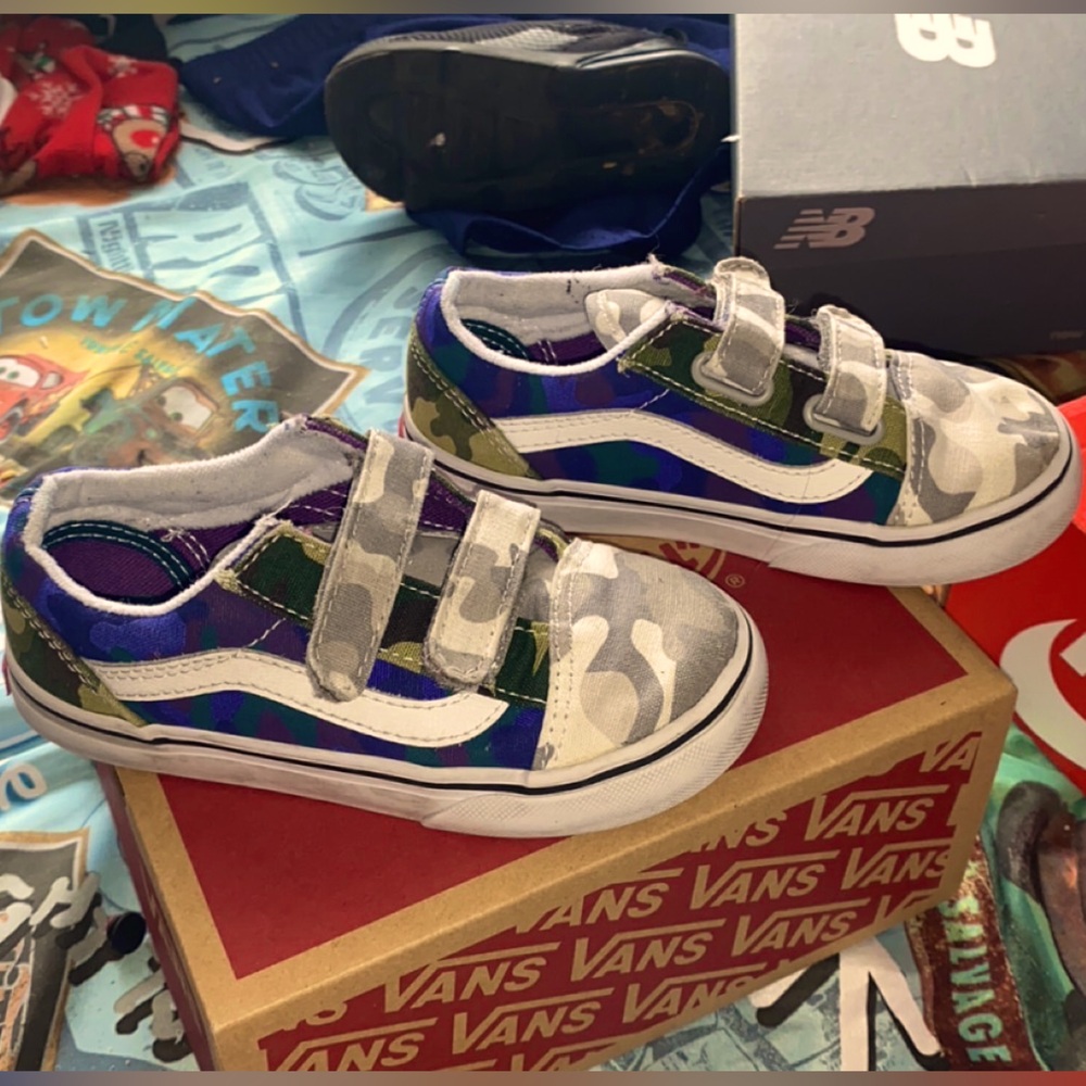 Old Skool V Vans size 10